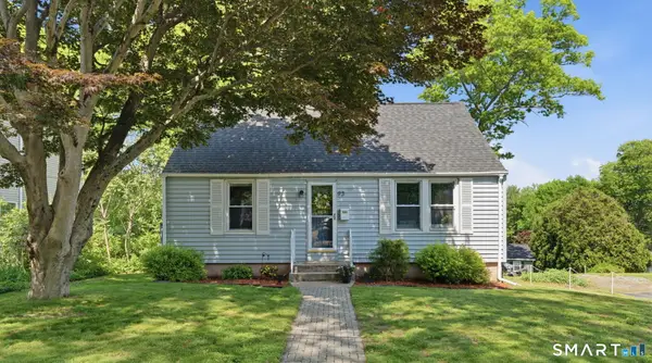 93 Flyers Drive, Norwich, CT 06360