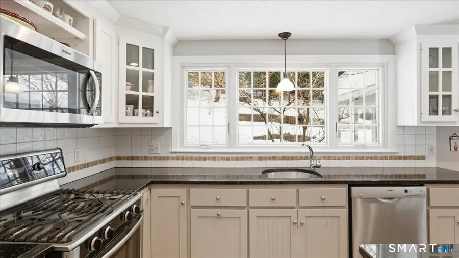 5 Shady Lane, Simsbury, CT 06092 - #3