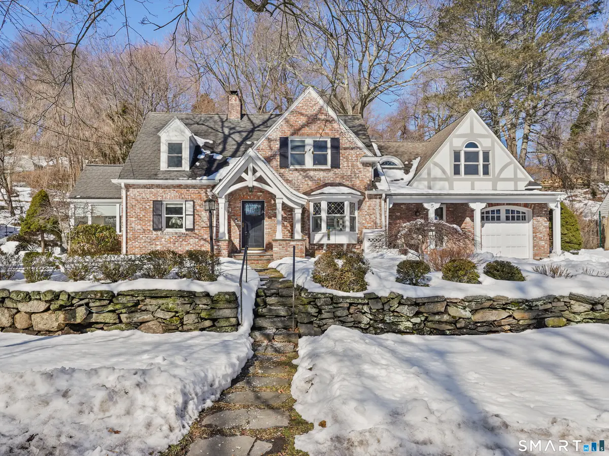 5 Halliwell Drive, Stamford, CT 06902 - #1