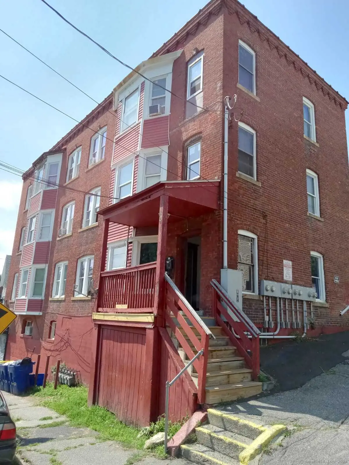 121 Lounsbury Street, Waterbury, CT 06706 - #1