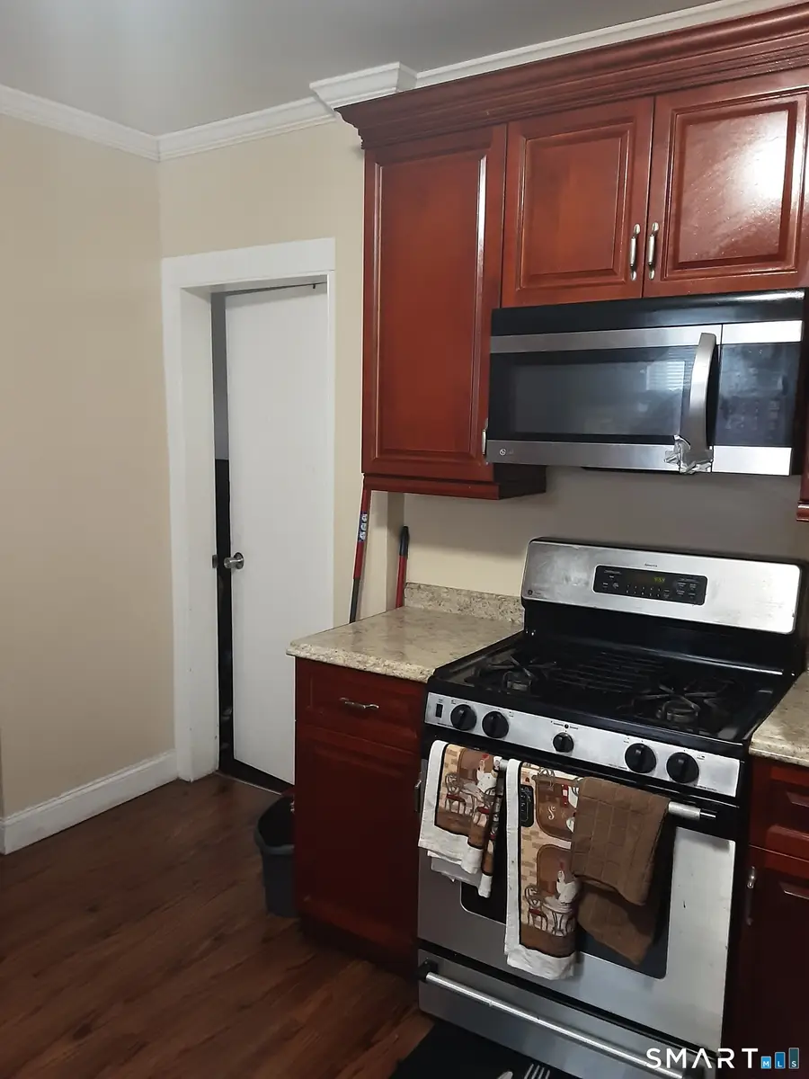 614 Bishop Avenue, Bridgeport, CT 06610 - #3