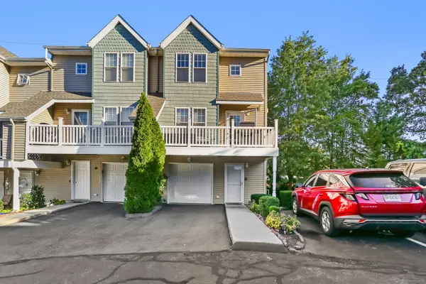 17 Miranda Lane #17, Stratford, CT 06615