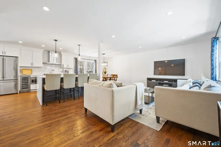 6 Buckboard Lane, Fairfield, CT 06824 - #2