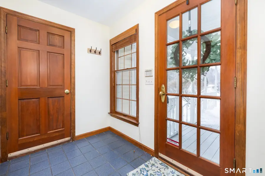 9 Hemlock Drive, New Hartford, CT 06057 - #2