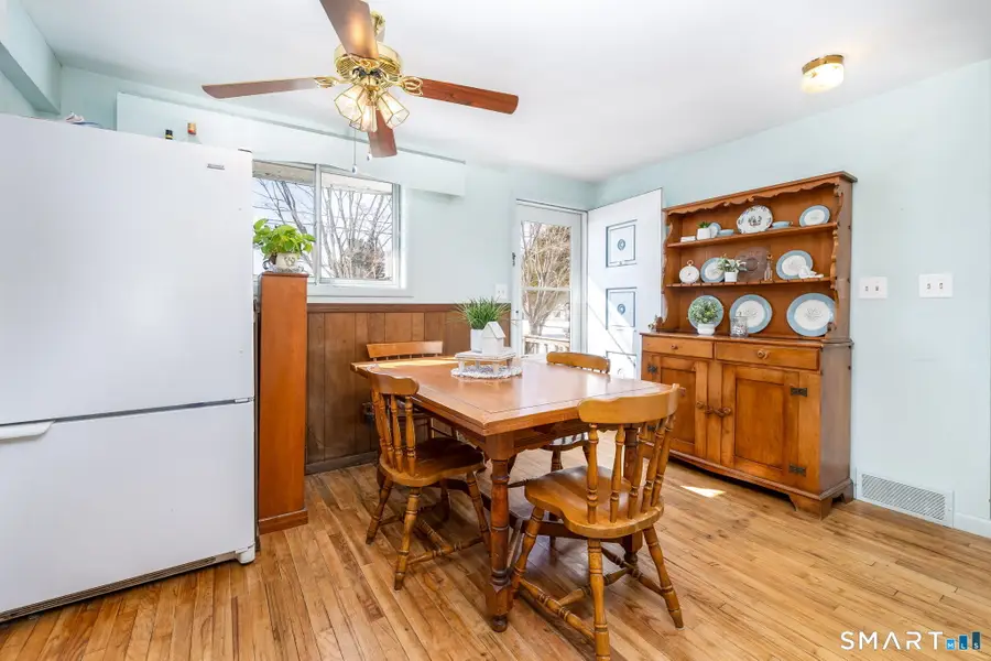 4 Lewis Street, Tariffville, CT 06081 - #3