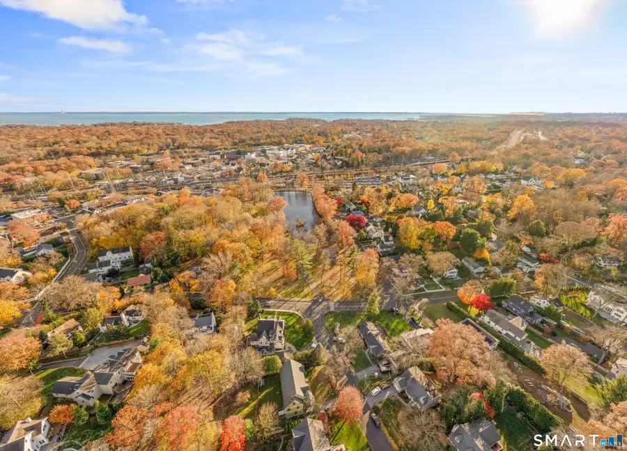 25 Lakeside Avenue, Darien, CT 06820 - #3