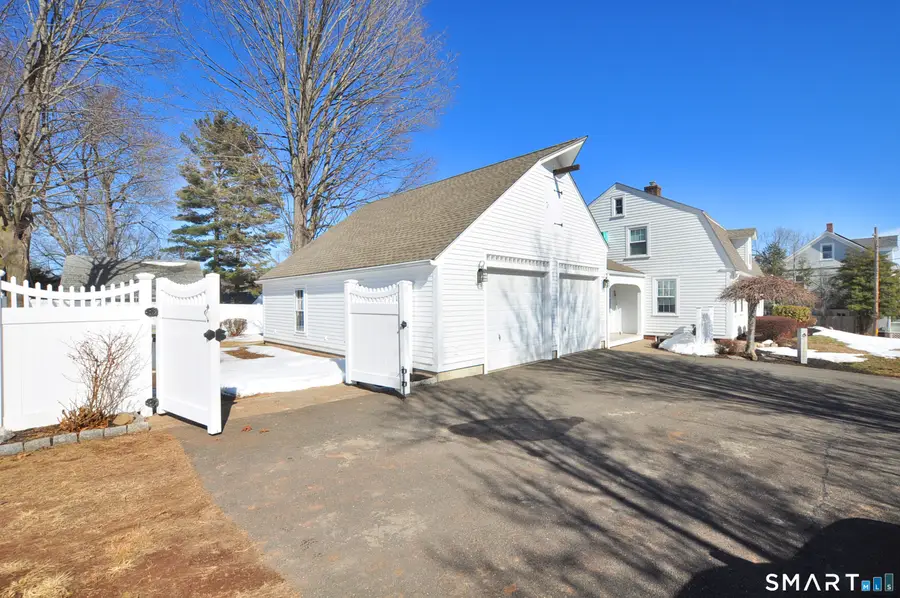 537 Center Street, Manchester, CT 06040 - #3