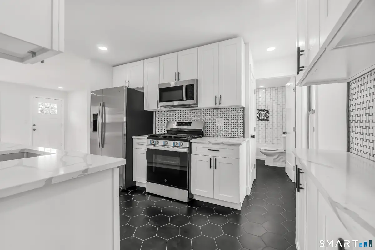 7 Moscariello Place, Norwalk, CT 06854 - #1