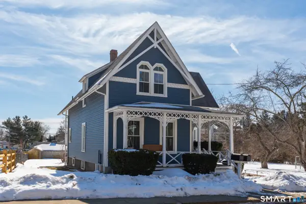 25 Drive Way, Guilford, CT 06437