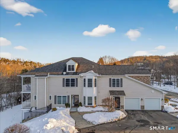 35 Todd Street #302, Hamden, CT 06518