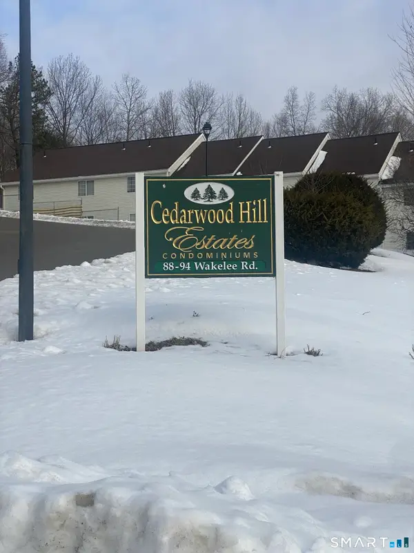 88 Wakelee Road #APT 25, Waterbury, CT 06705