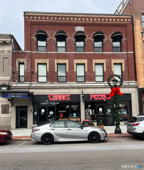 53 Bank Street, New London, CT 06320