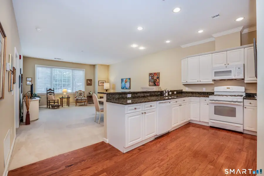 1 King Philip Drive #209, West Hartford, CT 06117 - #2