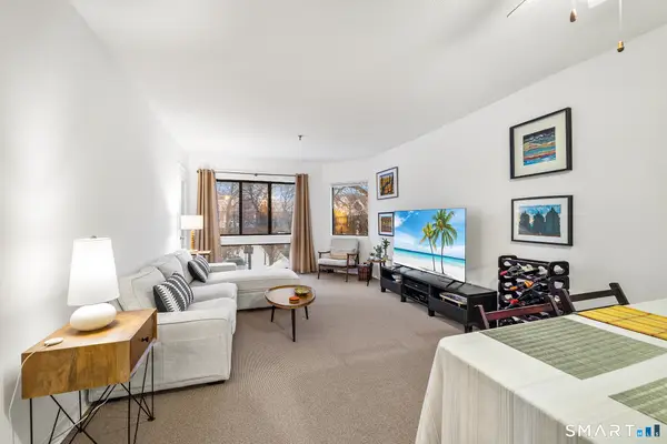 1204 Whitney Avenue #APT 207, Hamden, CT 06517