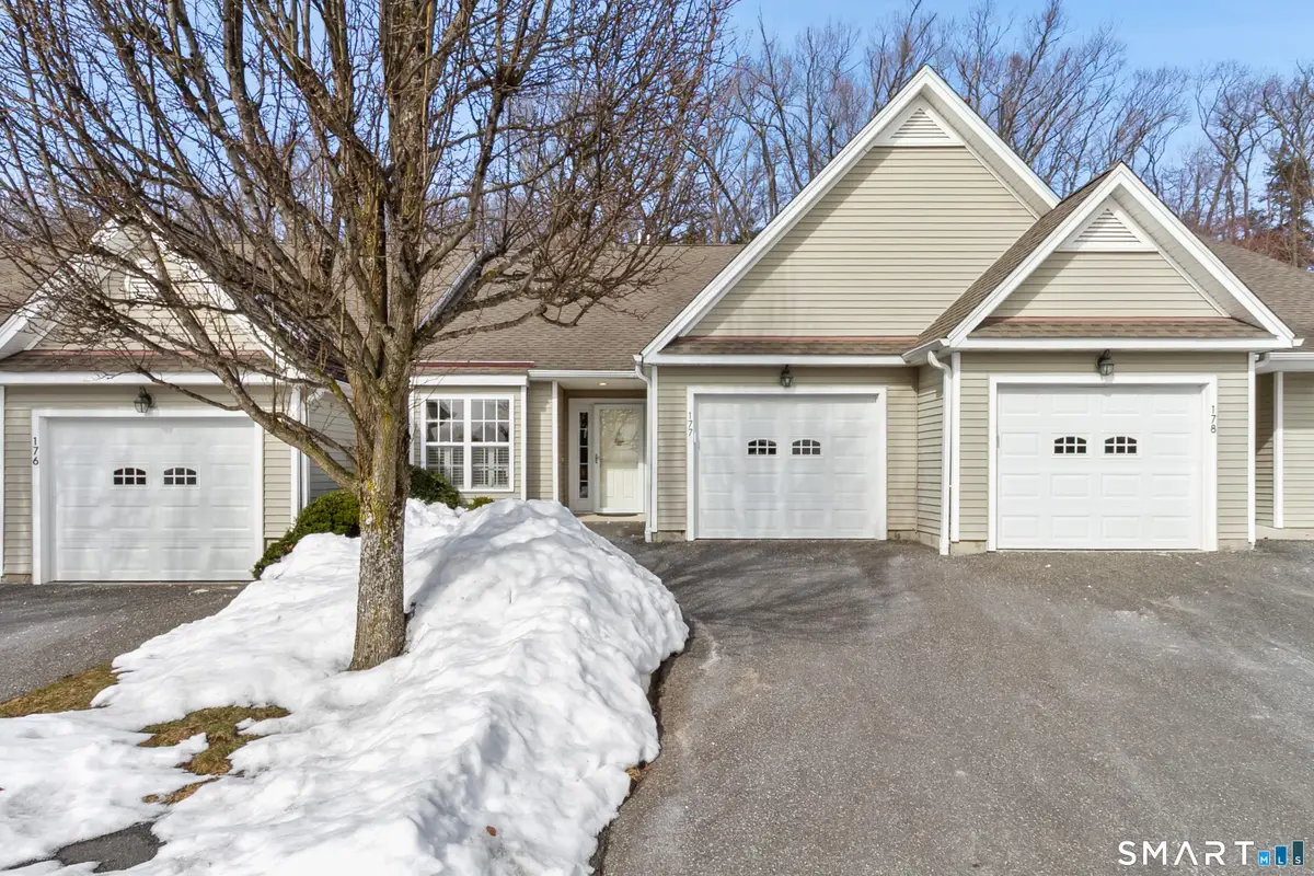 177 Julia Court #177, Newtown, CT 06482 - #1