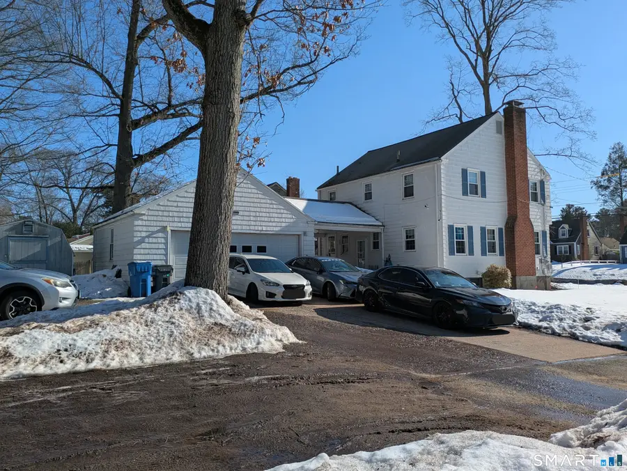 739 Center Street, Manchester, CT 06040 - #2