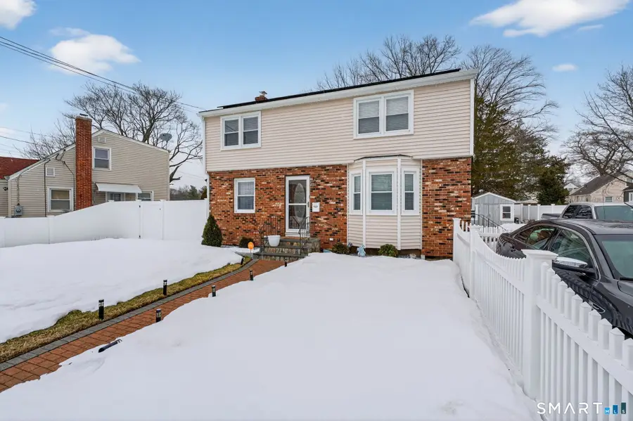 83 Deerfield Drive, Manchester, CT 06040 - #2