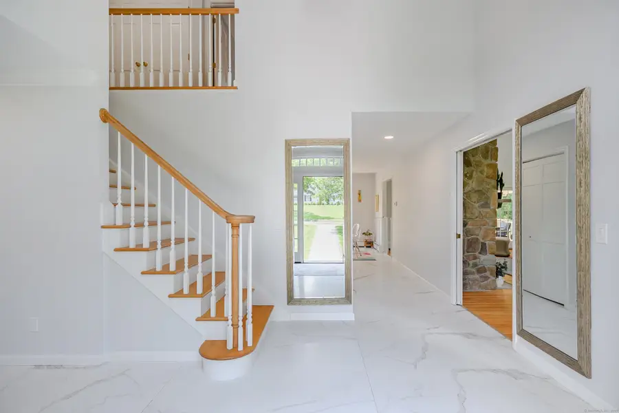 20 Laura Drive, Danbury, CT 06811 - #3