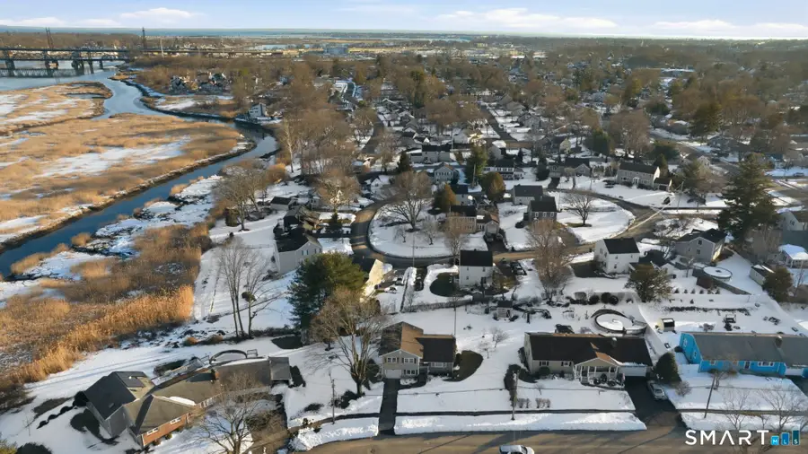 66 Bridgeview Place, Stratford, CT 06614 - #3