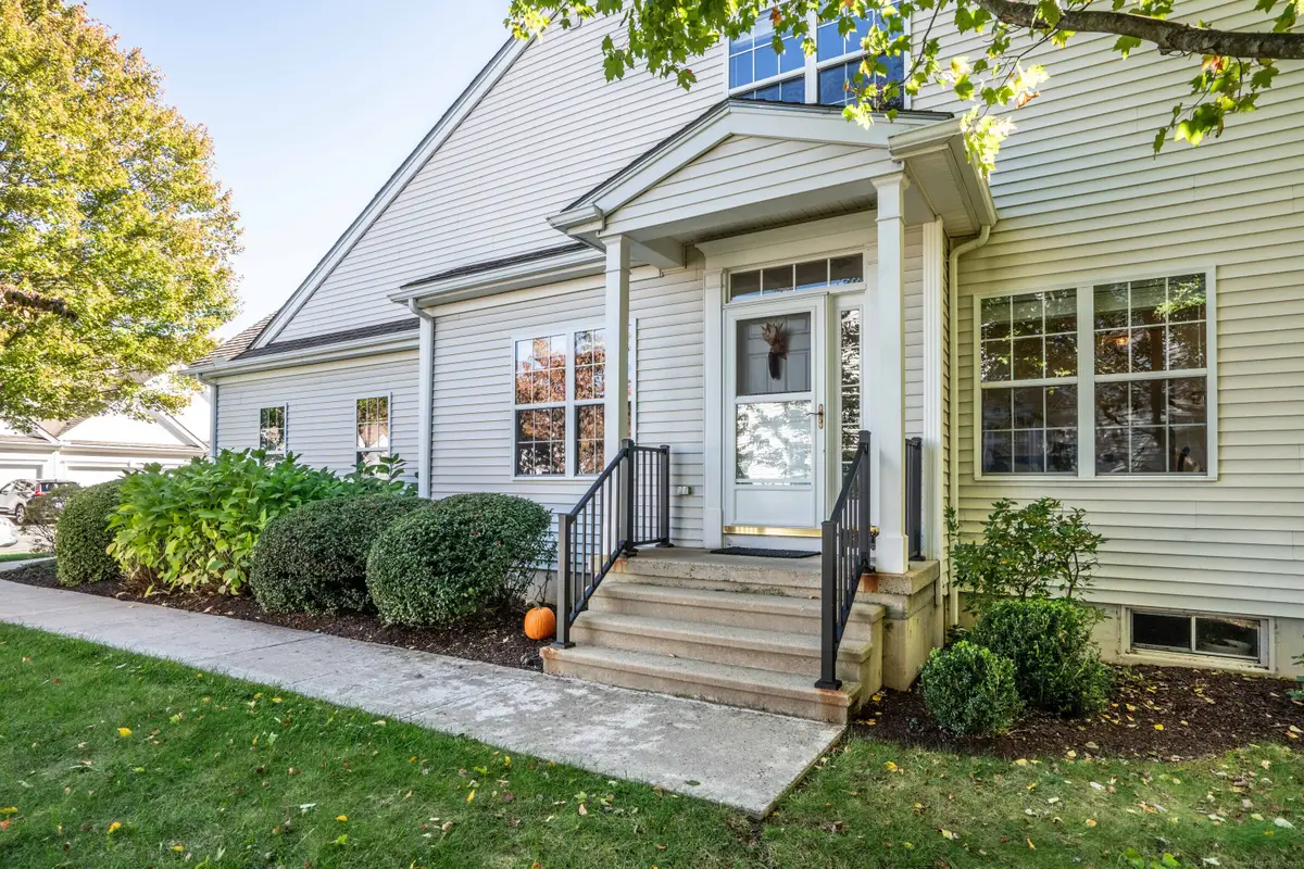 28 Meadowview Court #28, Canton, CT 06019 - #1