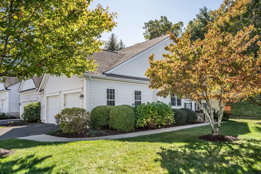 28 Meadowview Court #28, Canton, CT 06019 - #3