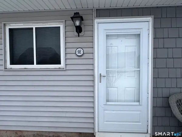 16 Seymour Road #9E, East Granby, CT 06026