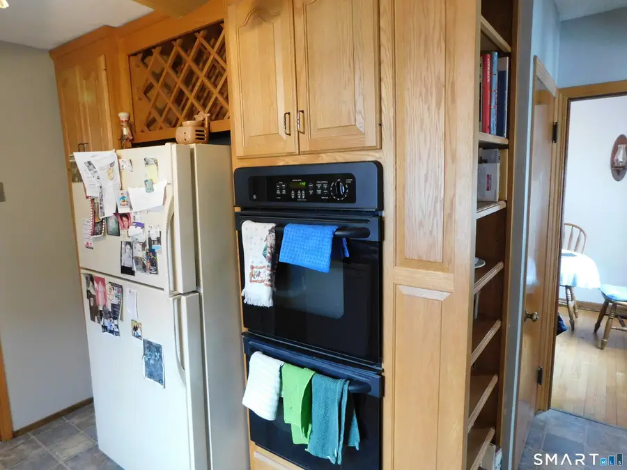 34 Cornwall Drive, Windsor Locks, CT 06096 - #3