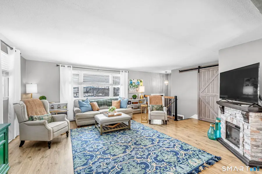 9 Hale Road, Enfield, CT 06082 - #3