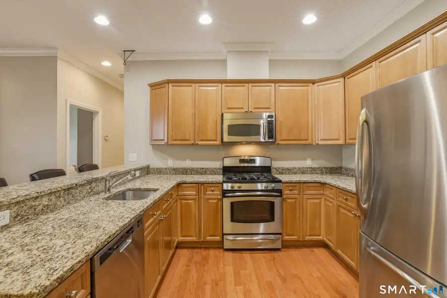 1 King Philip Drive #301, West Hartford, CT 06117 - #3