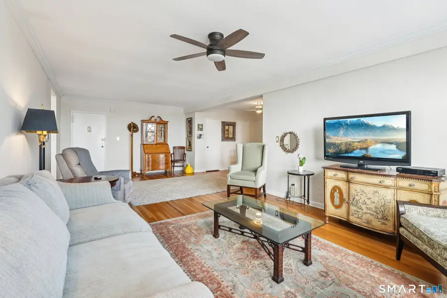 4 Putnam Hill #4F, Greenwich, CT 06830 - #2