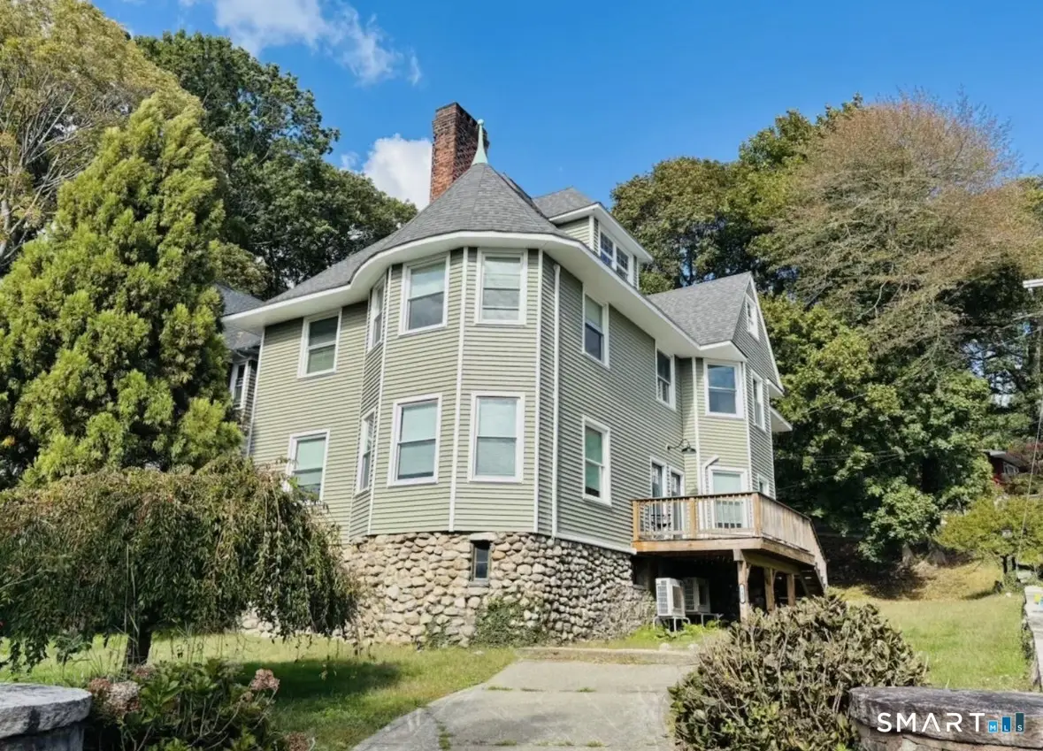 142 Broad Street, Norwich, CT 06360 - #1