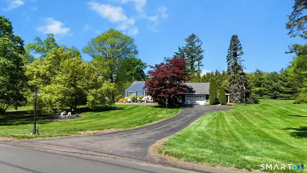 47 Featherbed Lane, Branford, CT 06405