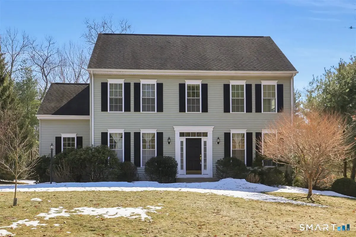 25 Fenwick Drive, Avon, CT 06001 - #1