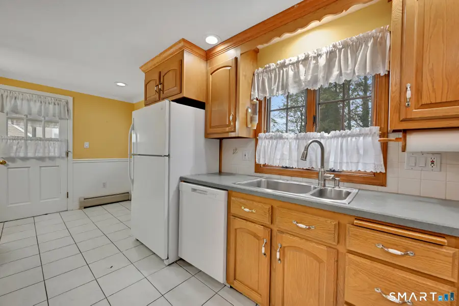 71 Camp Street, Watertown, CT 06779 - #3