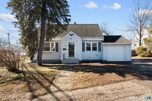 405 Wilcoxson Avenue, Stratford, CT 06614