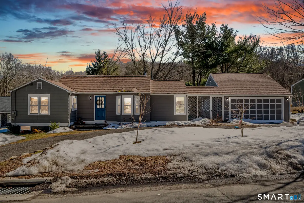 932 Litchfield Turnpike, Bethany, CT 06524 - #1