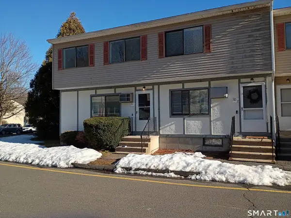 30 Coach Circle #1, Naugatuck, CT 06770