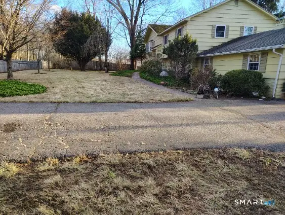 16 Dogwood Drive, New Milford, CT 06776