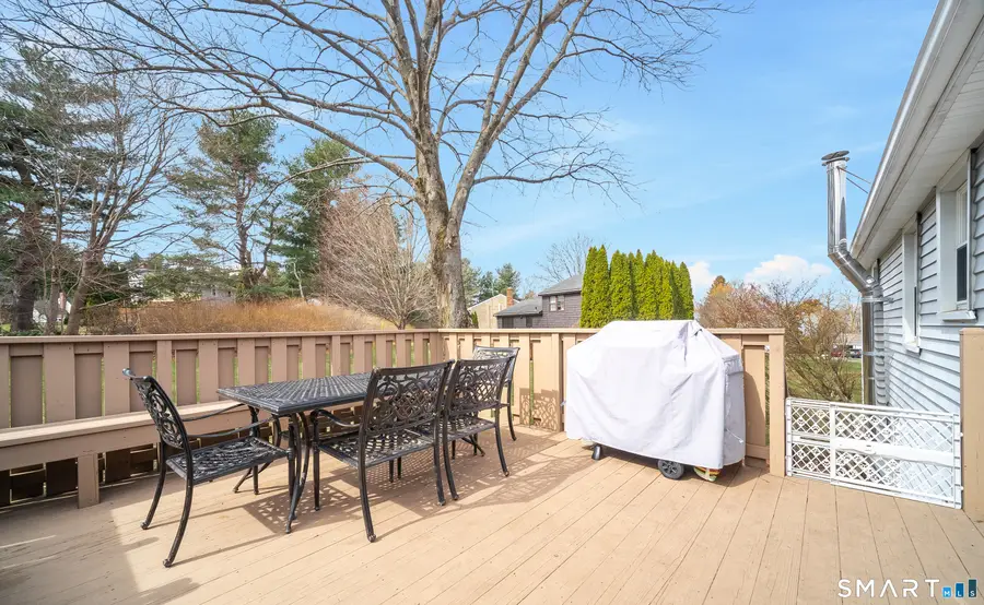 3 Blue Bird Road, Middletown, CT 06457 - #2