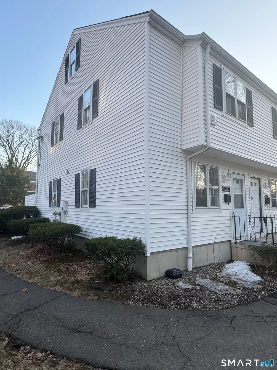 103 Kohanza Street #F, Danbury, CT 06811 - #3