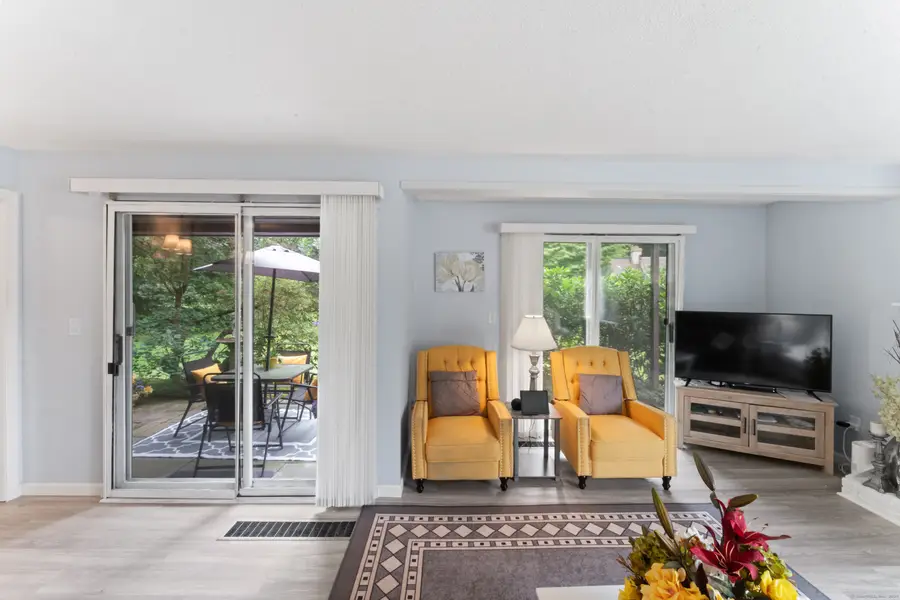 352 Heritage Village #B, Southbury, CT 06488 - #3