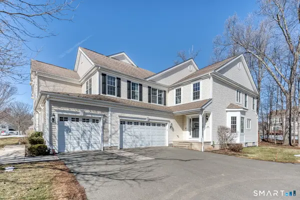 194 Sterling Drive #194, Newington, CT 06111