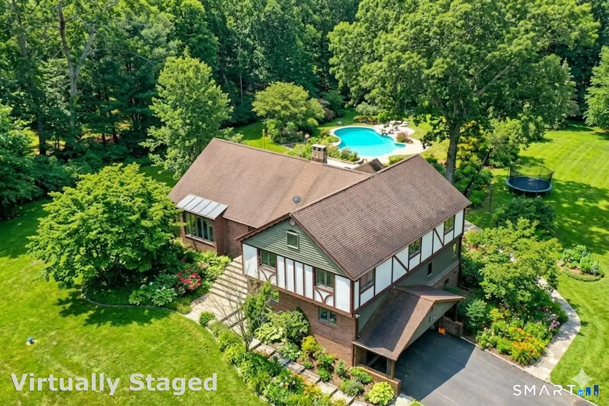 10 White Oak Farm Road, Newtown, CT 06470 - #1