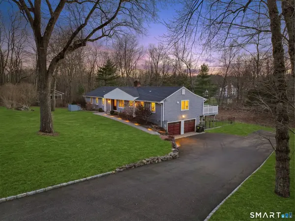 97 Davenport Ridge Lane, Stamford, CT 06903