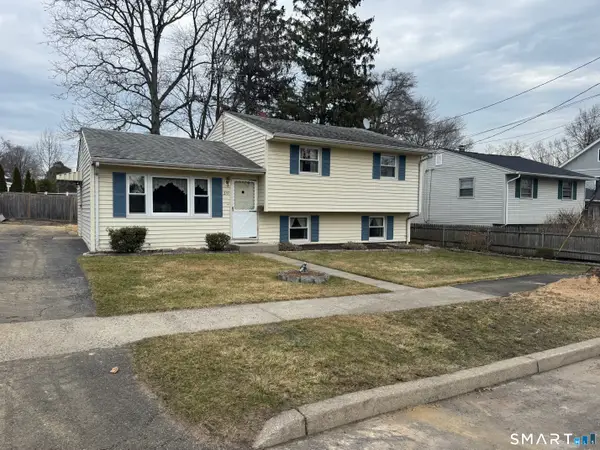 219 Oakwood Drive, Fairfield, CT 06824