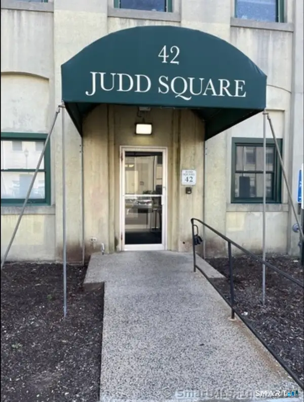 137 Judd Square #137, Wallingford, CT 06492