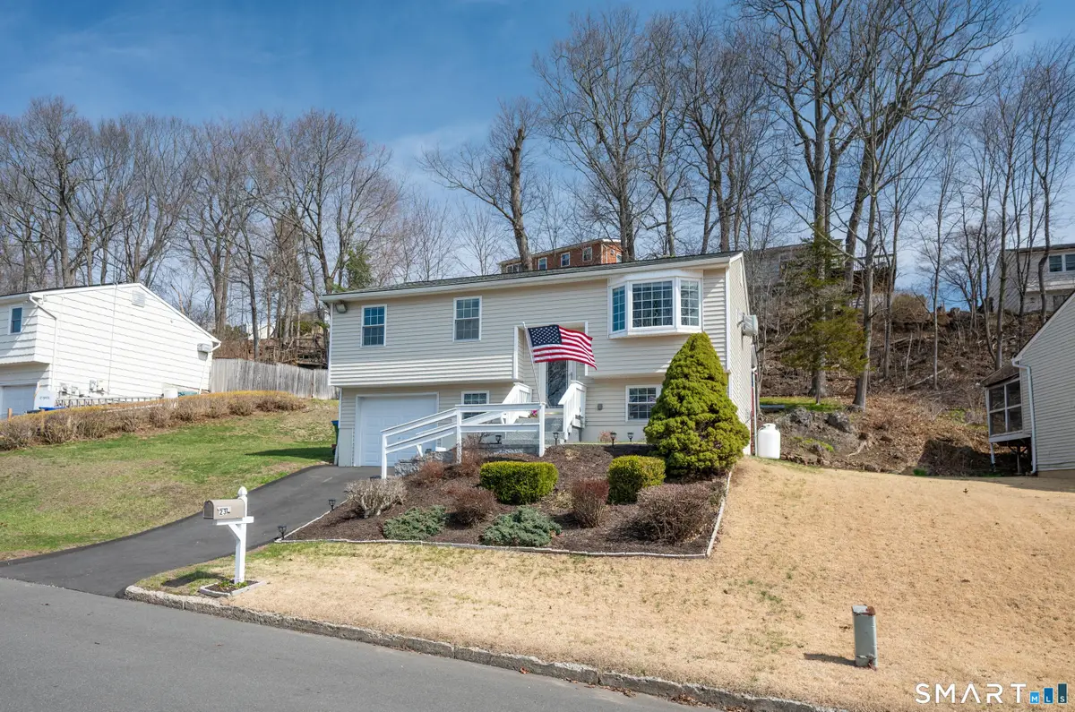 23 Fleetwood Drive, Danbury, CT 06810 - #1