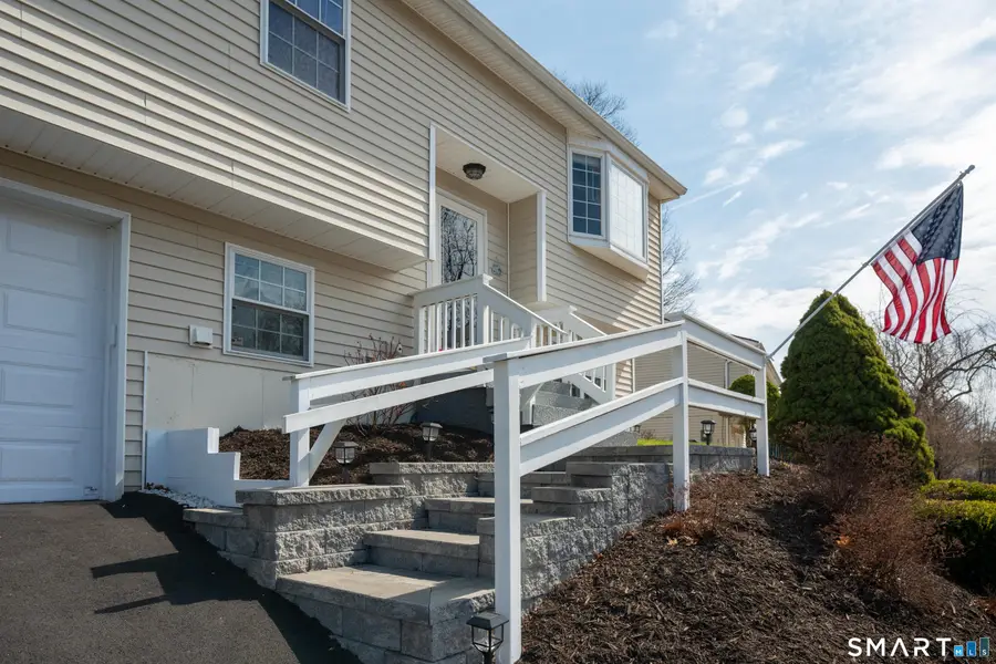 23 Fleetwood Drive, Danbury, CT 06810 - #2