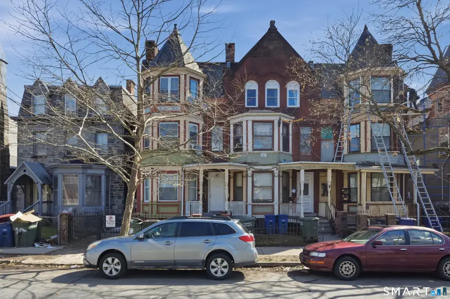 584 Kossuth Street, Bridgeport, CT 06608 - #2