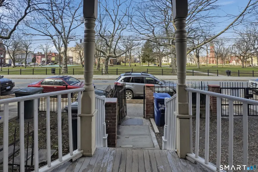 584 Kossuth Street, Bridgeport, CT 06608 - #3